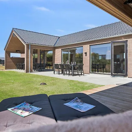 Semesterbostad Lovely In With Sauna Bogense